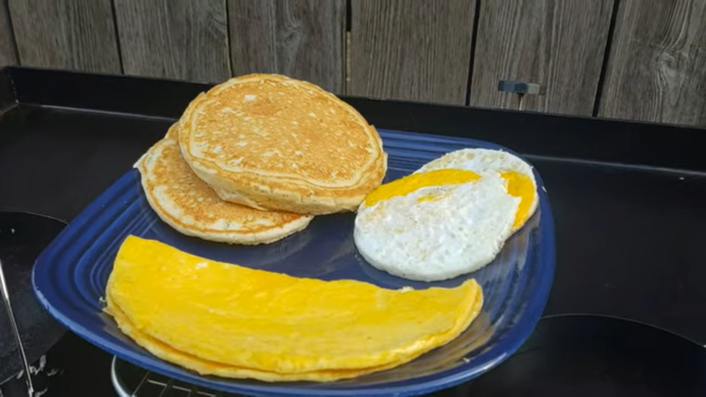 HOW TO MAKE THE BEST HOMEMADE PANCAKES ON FLAT TOP GRILL! PIT BOSS